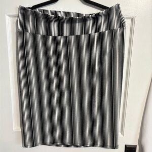 LuLaRoe Black and White Striped Pencil Skirt. Worn once. Very comfortable.